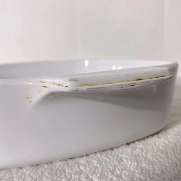 Vintage Corningware Cherry Fruits Pattern Square Casserole With Rubber Tight Lid - Picture 5 of 16